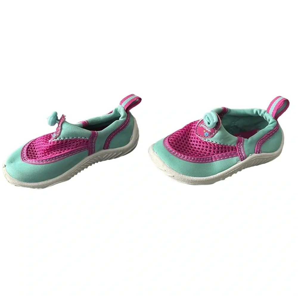 Baby Speedo Water Shoes Size 5/6